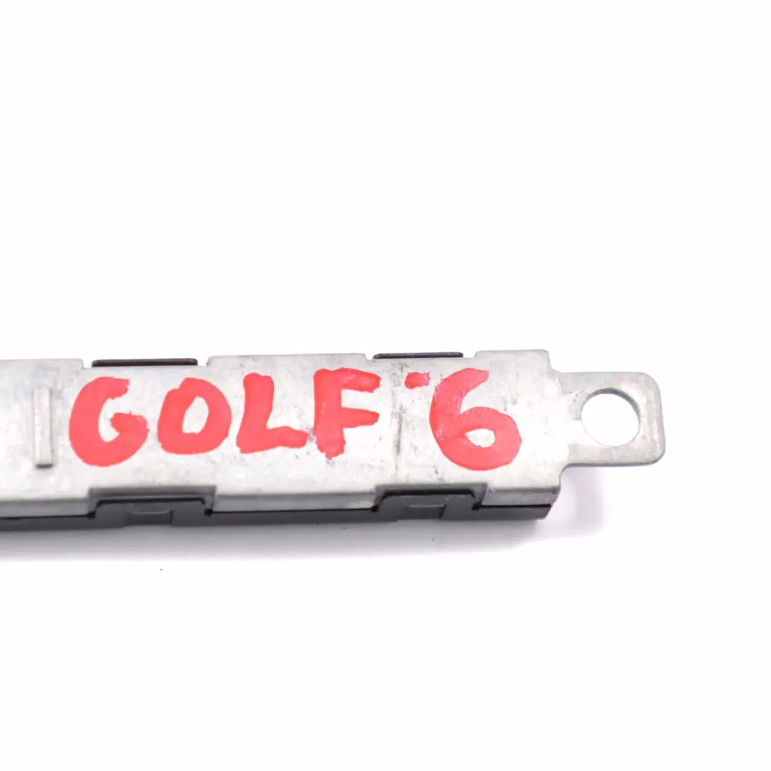 Aerial Antenna Amplifier Booster Unit Module to VW Golf 6 with Part number 5K0035552 VW Golf 6 Aerial Antenna Amplifier Booster Unit Module - SKU 5K0035552 - Part number 5K0035552
