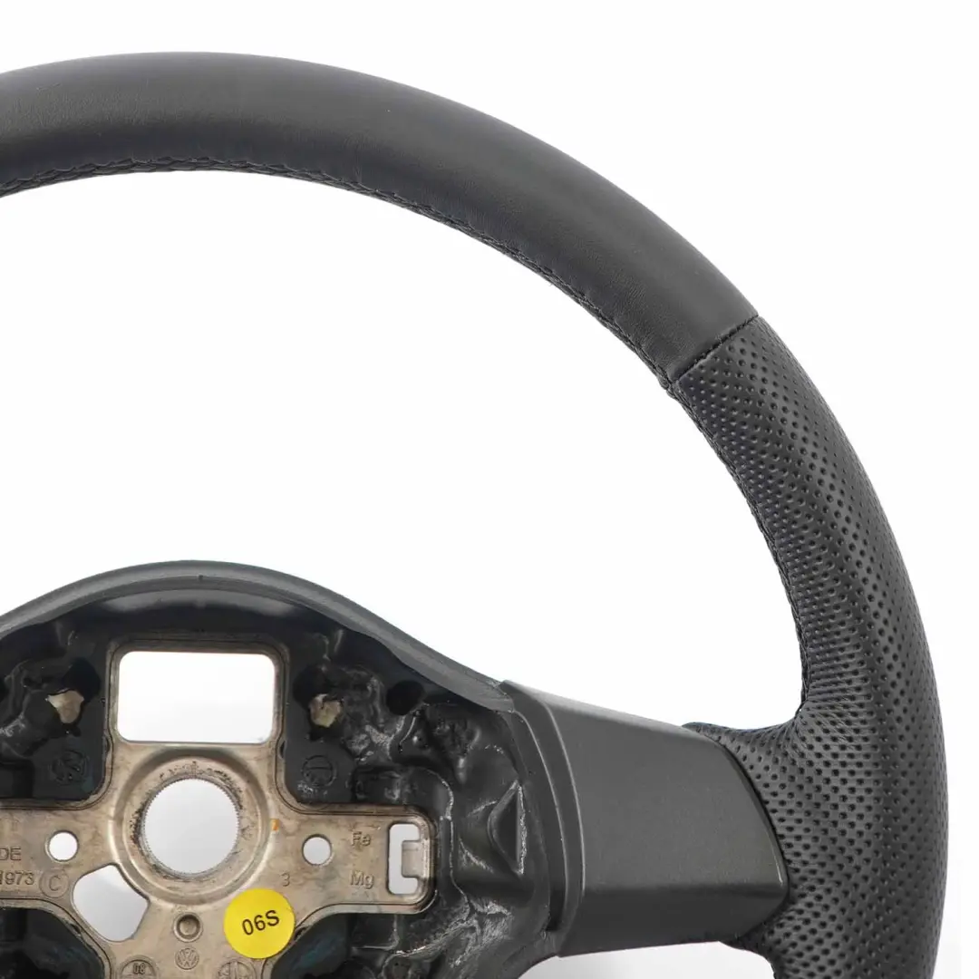 NEU Schwarzes Lederlenkrad für VW Volkswagen Golf 6 mit Teilenummer 5K0419091 VW Volkswagen Golf 6 NEU Schwarzes Lederlenkrad - SKU 5K0419091-1 - Teilenummer 5K0419091