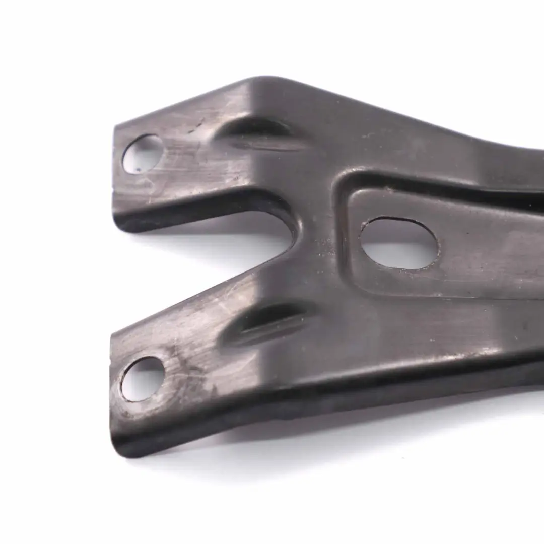 MK6 Support De Loquet De Capot Support Radiateur pour Volkswagen VW Golf à propos du numéro de pièce 5K0805567A Volkswagen VW Golf MK6 Support De Loquet De Capot Support Radiateur - SKU 5K0805567A - Numéro de pièce 5K0805567A