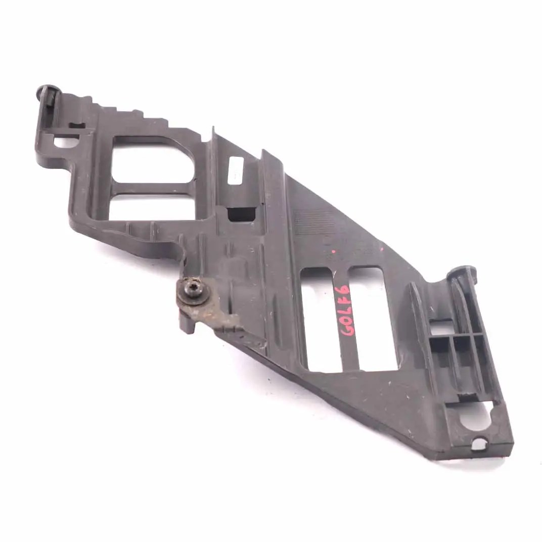 Soporte Faro Volkswagen Golf VI Soporte Montura Delantero Izquierdo para con número de pieza 5K0807228A Soporte Faro Volkswagen Golf VI Soporte Montura Delantero Izquierdo - SKU 5K0807228A - Número de pieza 5K0807228A