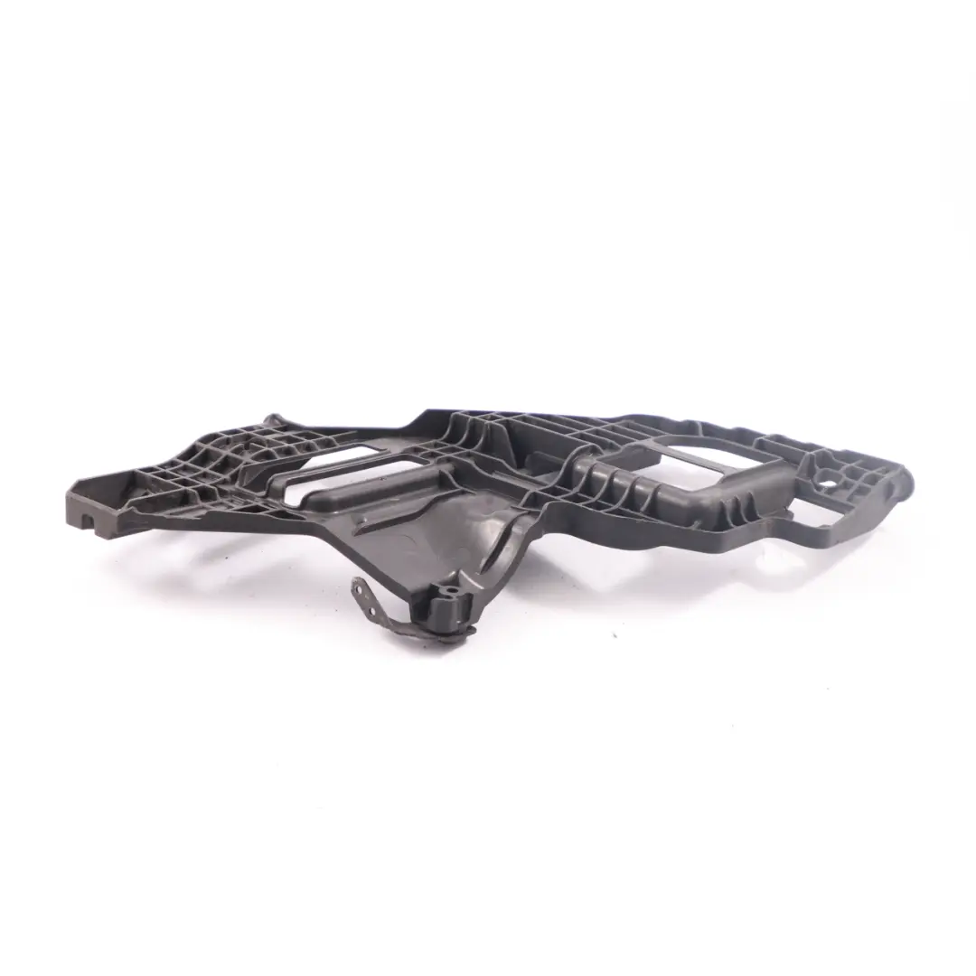 Support de phare Volkswagen VW Golf VI Support avant droite pour à propos du numéro de pièce 5K0807228A Support de phare Volkswagen VW Golf VI Support avant droite - SKU 5K0807228A - Numéro de pièce 5K0807228A