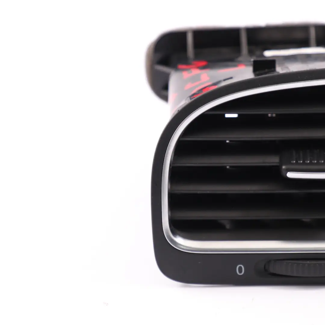 Lüftungsdüse Armaturenbrett Düse Links für VW Volkswagen Golf 6 mit Teilenummer 5K0819703 VW Volkswagen Golf 6 Lüftungsdüse Armaturenbrett Düse Links - SKU 5K0819703 - Teilenummer 5K0819703