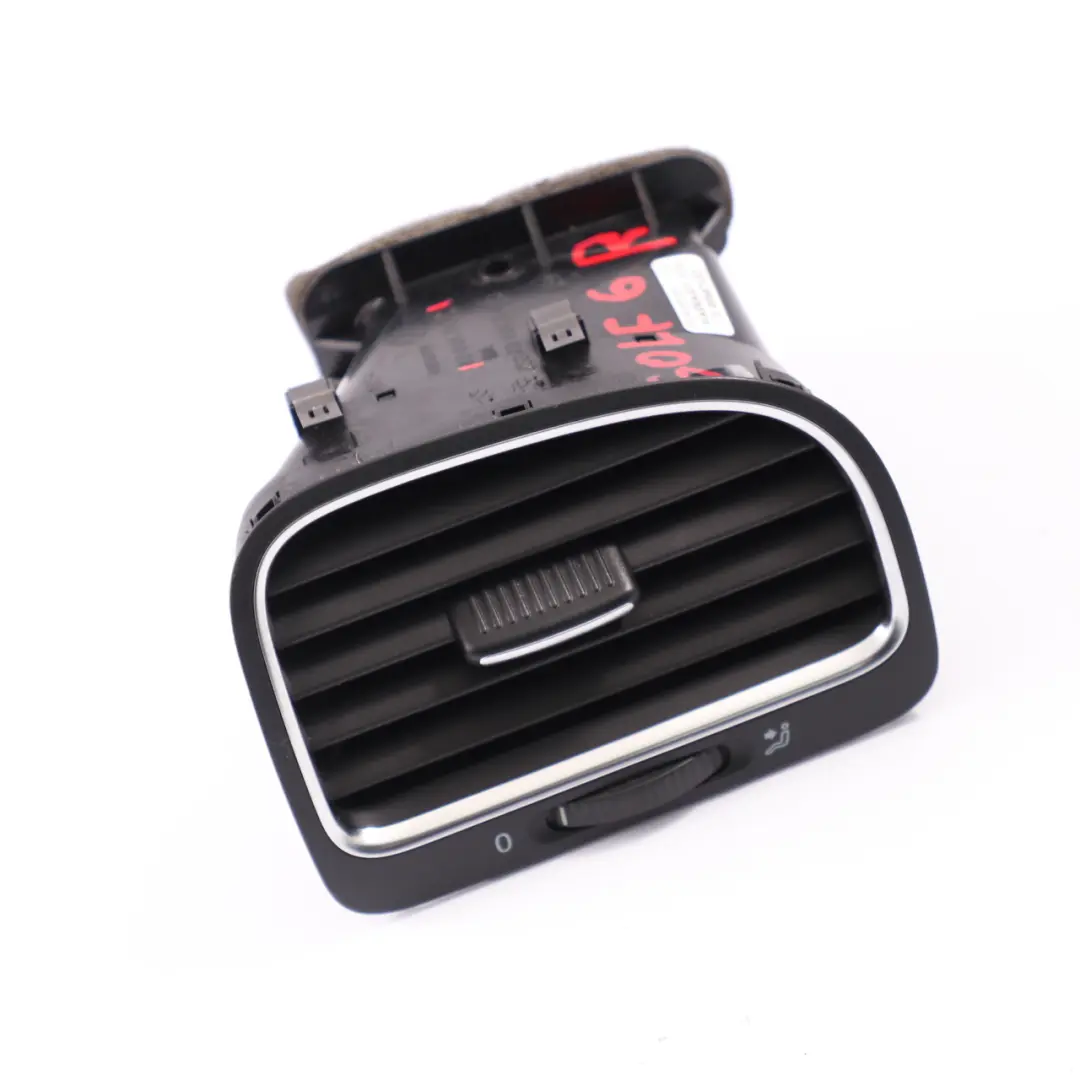 Lüftungsdüse Armaturenbrett Rechts für VW Volkswagen Golf 6 mit Teilenummer 5K0819710C VW Volkswagen Golf 6 Lüftungsdüse Armaturenbrett Rechts - SKU 5K0819710C - Teilenummer 5K0819710C
