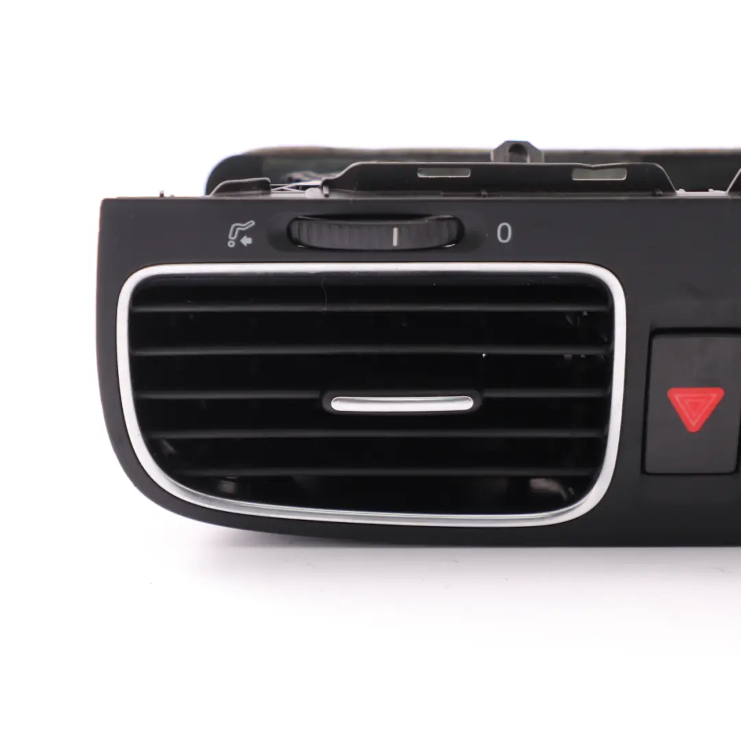 Luftauslass Armaturenbrett Dash Mitte Düse Hazard für VW Volkswagen Golf 6 mit Teilenummer 5K0819743 VW Volkswagen Golf 6 Luftauslass Armaturenbrett Dash Mitte Düse Hazard - SKU 5K0819743 - Teilenummer 5K0819743
