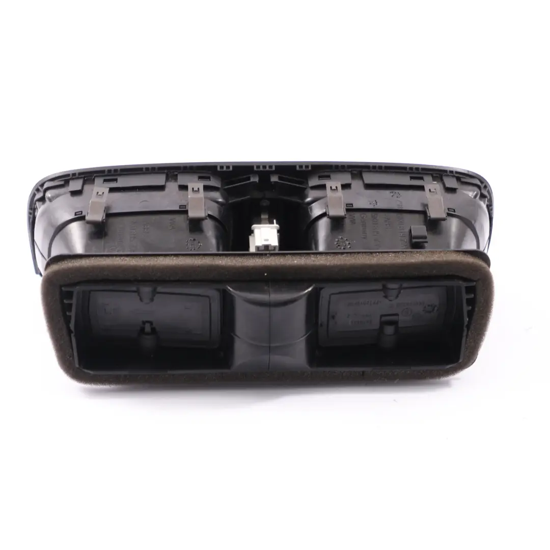 Kratka Nawiewu Środkowa do VW Volkswagen Golf 6 o numerze 5K0819743 VW Volkswagen Golf 6 Kratka Nawiewu Środkowa - SKU 5K0819743 - Numer Części 5K0819743