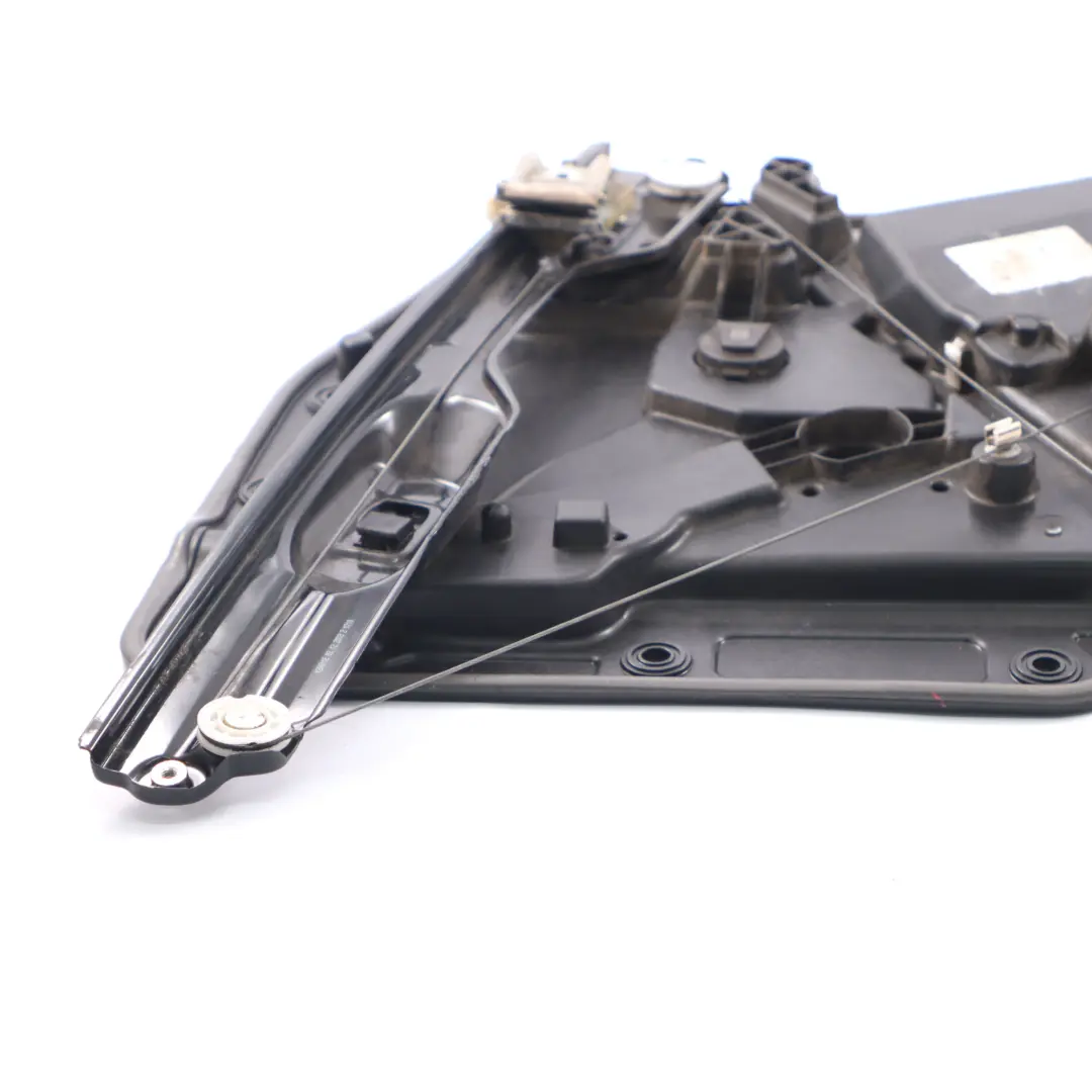 Mk6 VI Mécanisme Lève-Vitre Porte Avant Gauche pour VW Golf à propos du numéro de pièce 5K0837461B VW Golf Mk6 VI Mécanisme Lève-Vitre Porte Avant Gauche - SKU 5K0837461B - Numéro de pièce 5K0837461B