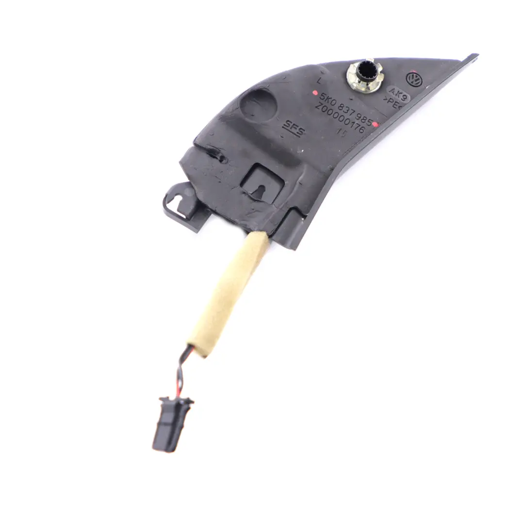 MK6 Garniture de couvercle triangle haut-parleur avant gauche pour VW Golf à propos du numéro de pièce 5K0837985 VW Golf MK6 Garniture de couvercle triangle haut-parleur avant gauche - SKU 5K0837985 - Numéro de pièce 5K0837985