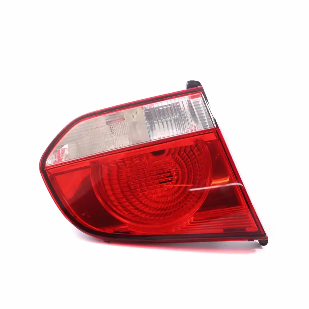 VW Volkswagen Golf VI MK6 Luz Tapa Maletero Izquierda Trasera - SKU 5K0945093AB - Número de pieza 5K0945093AB