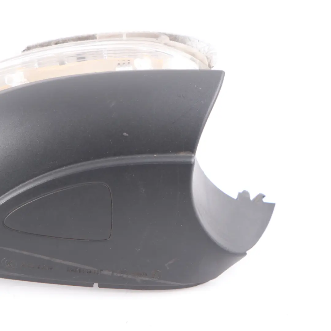Wing Mirror Turn Indicator Right O/S Lamp Light to Volkswagen Golf 6 with Part number 5K0949102A Volkswagen Golf 6 Wing Mirror Turn Indicator Right O/S Lamp Light - SKU 5K0949102A - Part number 5K0949102A