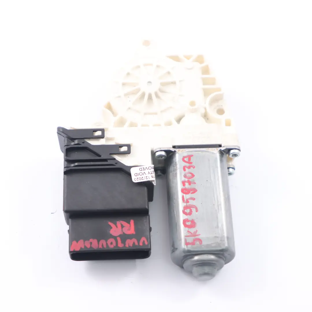 Lève-Vitre Moteur Porte Arrière Droite Régulateur pour VW Touran 1T à propos du numéro de pièce 5K0959704A VW Touran 1T Lève-Vitre Moteur Porte Arrière Droite Régulateur - SKU 5K0959704A - Numéro de pièce 5K0959704A