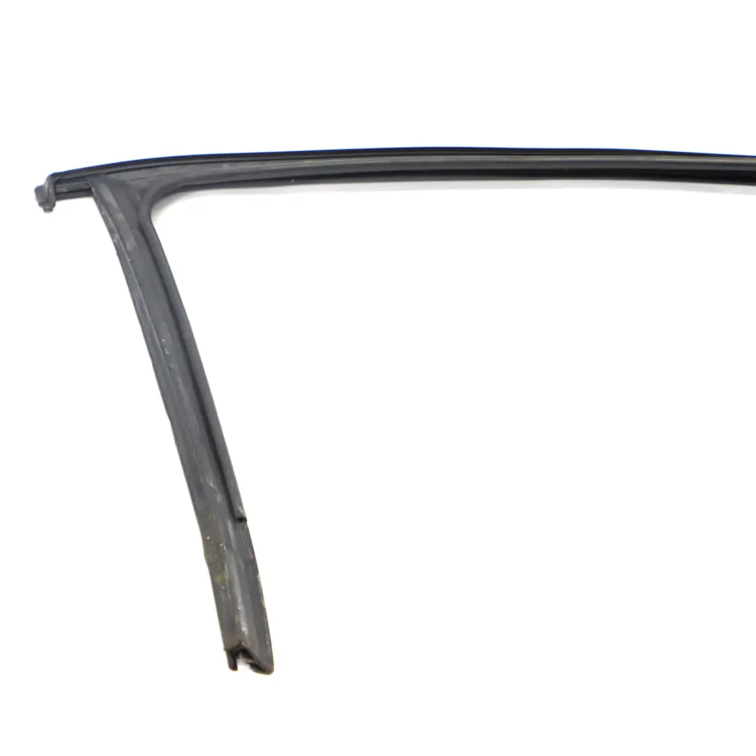 MK6 Joint De Porte Avant Gauche Joint de vitre pour VW Golf à propos du numéro de pièce 5K4837431 VW Golf MK6 Joint De Porte Avant Gauche Joint de vitre - SKU 5K4837431 - Numéro de pièce 5K4837431