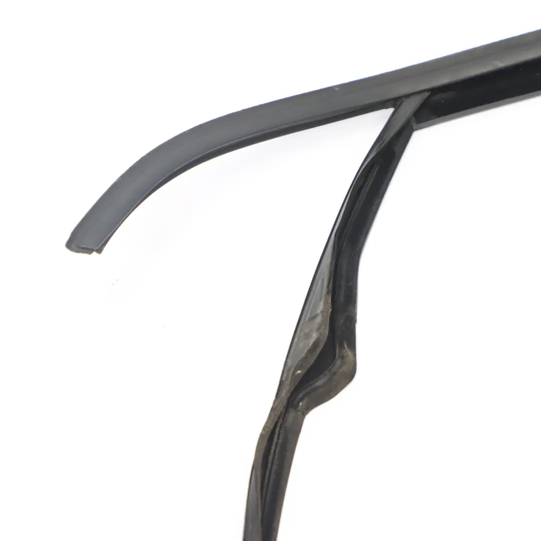 MK6 Front Door Gasket Seal Left N/S Window Strip Seal to VW Golf with Part number 5K4837431 VW Golf MK6 Front Door Gasket Seal Left N/S Window Strip Seal - SKU 5K4837431 - Part number 5K4837431