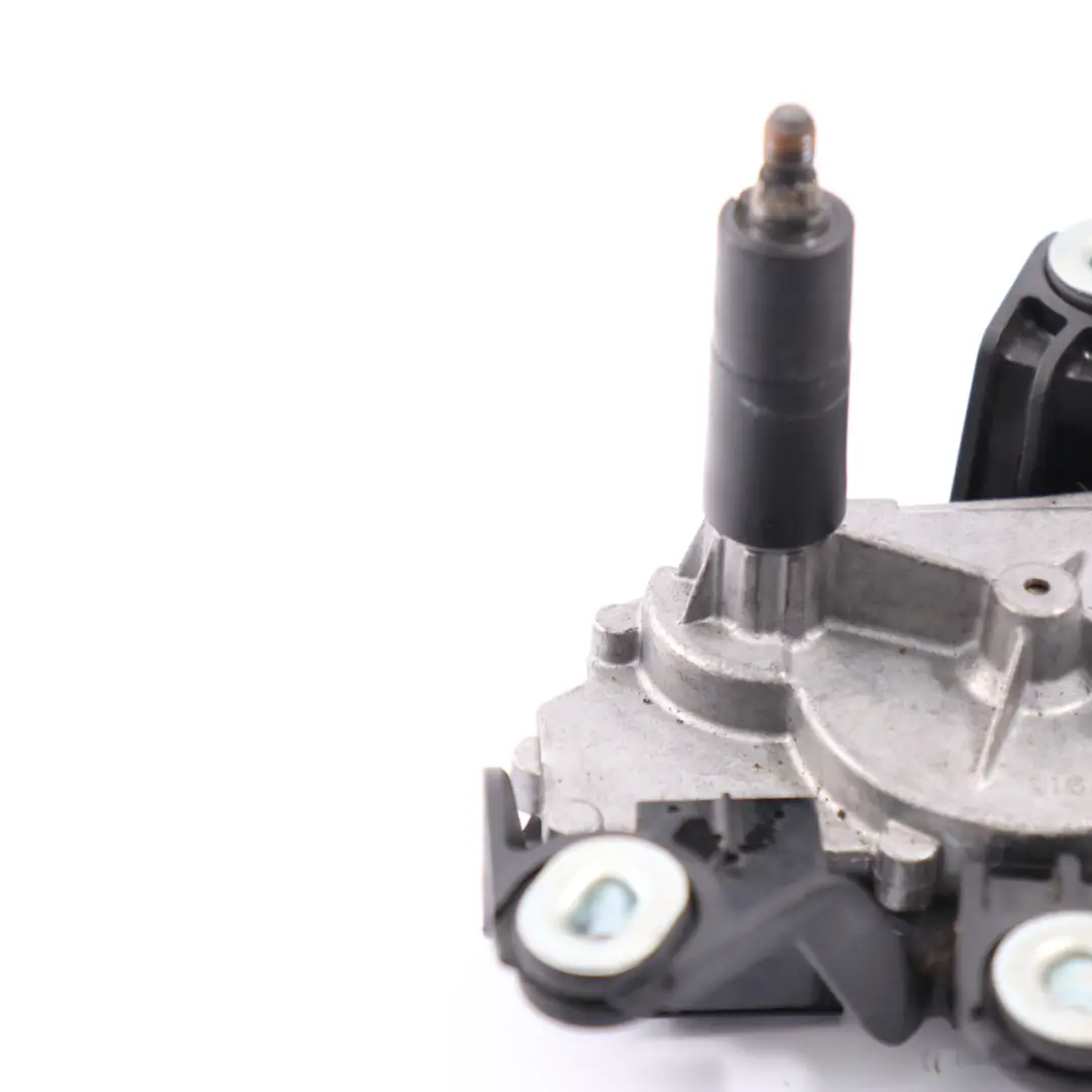 Wiper Motor Rear Window Tailgate Mechanism to VW Volkswagen Golf 6 with Part number 5K6955711A VW Volkswagen Golf 6 Wiper Motor Rear Window Tailgate Mechanism - SKU 5K6955711A - Part number 5K6955711A