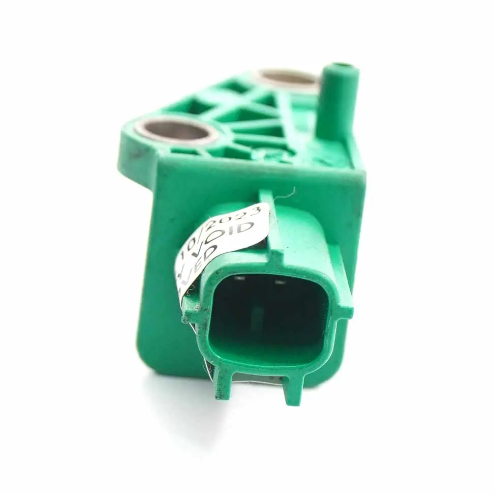 Airbag Sensor de Impacto Lateral Bolsa Aire para VW Volkswagen Touran 1T con número de pieza 5M0909606A VW Volkswagen Touran 1T Airbag Sensor de Impacto Lateral Bolsa Aire - SKU 5M0909606A - Número de pieza 5M0909606A