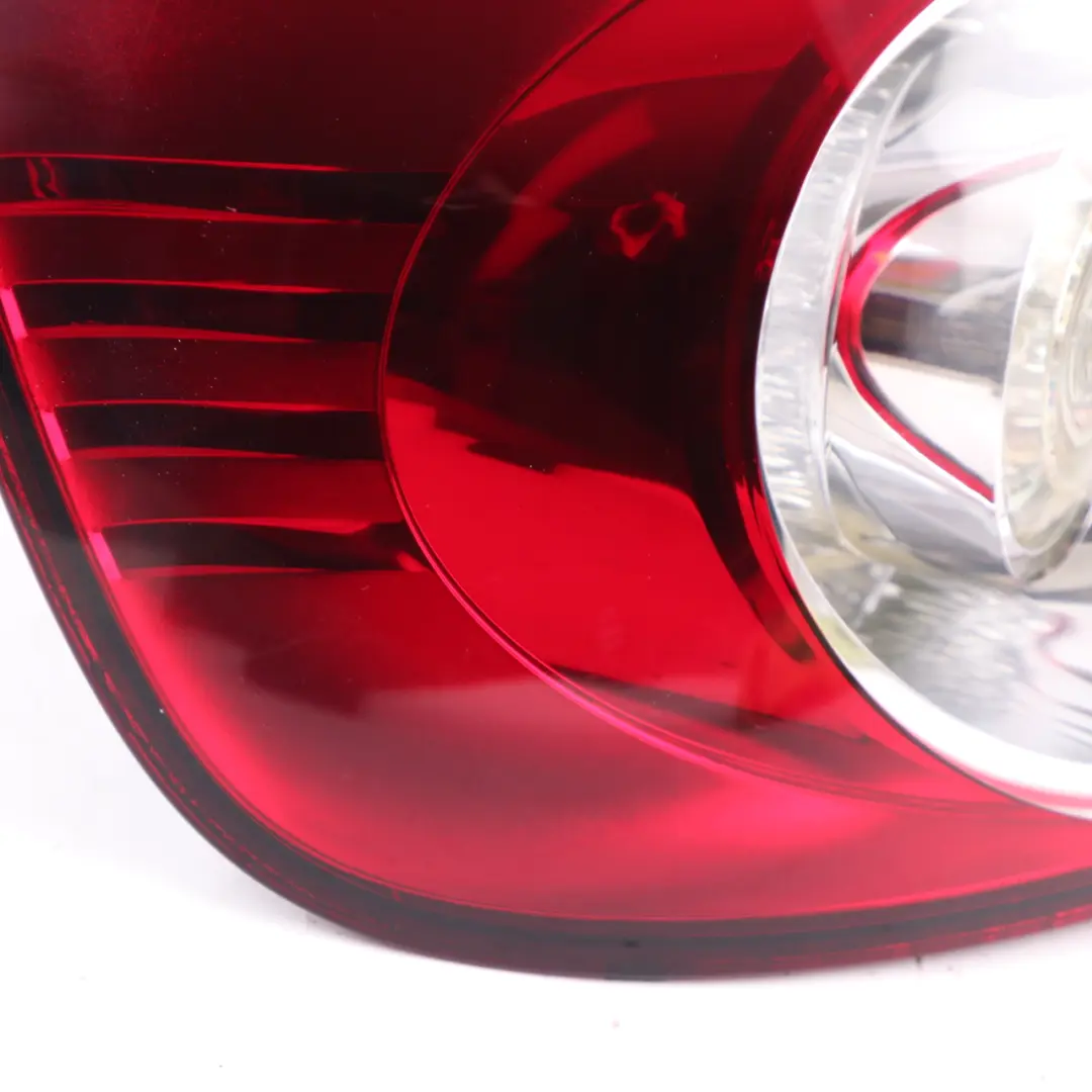 Lamp Left N/S Tail Light Side Panel to VW Volkswagen Golf Plus 5 Rear with Part number 5M0945095N VW Volkswagen Golf Plus 5 Rear Lamp Left N/S Tail Light Side Panel - SKU 5M0945095N - Part number 5M0945095N