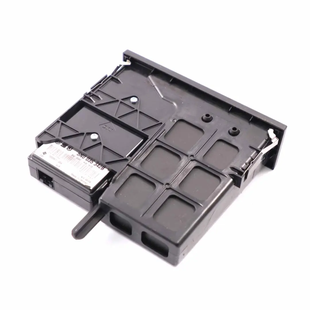 Modulo Interfaccia Controllo Multimediale per VW Volkswagen Touran Polo con numero di parte 5N0035342B VW Volkswagen Touran Polo Modulo Interfaccia Controllo Multimediale - SKU 5N0035342B - Numero di parte 5N0035342B