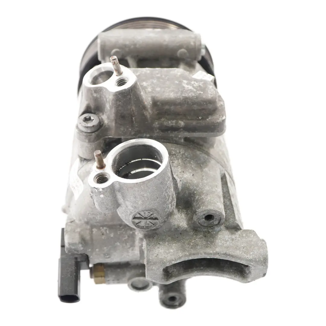 Sprężarka Klimatyzacji Kompresor do Audi Volkswagen Seat Skoda o numerze 5N0820803A Audi Volkswagen Seat Skoda Sprężarka Klimatyzacji Kompresor - SKU 5N0820803A - Numer Części 5N0820803A