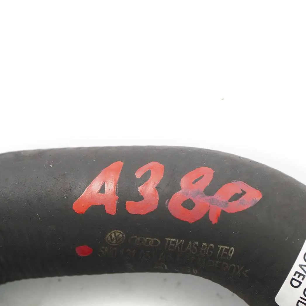 Audi A3 8P 2.0 TDI tubo acqua radiatore tubo refrigerante - SKU 5N0921051A - Numero di parte 5N0921051A