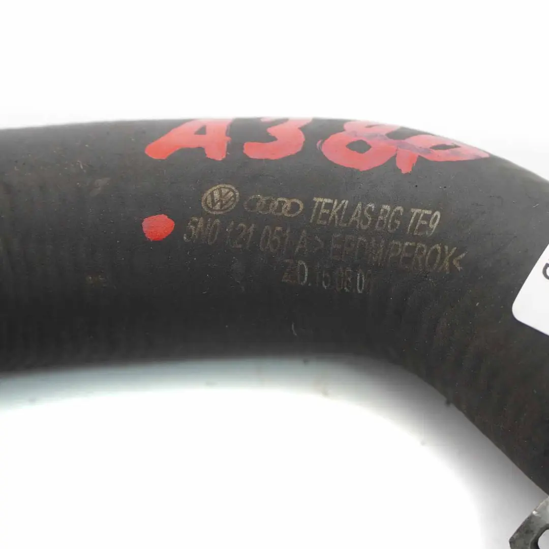 Przewód Wody do Audi A3 8P 2.0 TDI o numerze 5N0921051A Audi A3 8P 2.0 TDI Przewód Wody - SKU 5N0921051A - Numer Części 5N0921051A