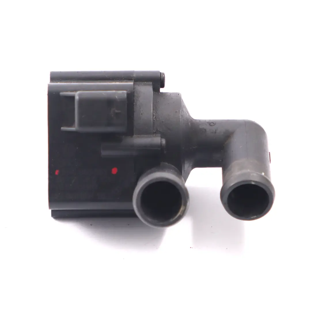 Bomba de Agua Auxiliar Soporte de Circulación para Audi A3 8P con número de pieza 5N0965561 Audi A3 8P Bomba de Agua Auxiliar Soporte de Circulación - SKU 5N0965561 - Número de pieza 5N0965561