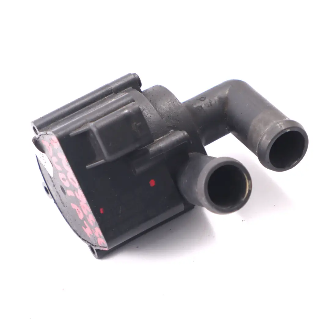 Pompe auxiliaire Circulation liquide refroidissement pour Audi A4 B7 à propos du numéro de pièce 5N0965561 Audi A4 B7 Pompe auxiliaire Circulation liquide refroidissement - SKU 5N0965561 - Numéro de pièce 5N0965561