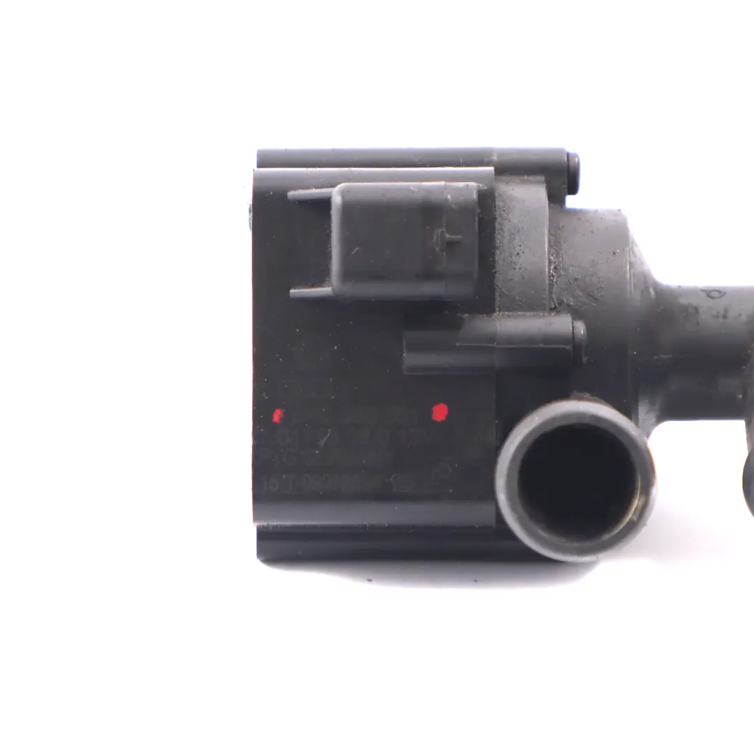 Pompe auxiliaire Circulation liquide refroidissement pour Audi A4 B7 à propos du numéro de pièce 5N0965561 Audi A4 B7 Pompe auxiliaire Circulation liquide refroidissement - SKU 5N0965561 - Numéro de pièce 5N0965561