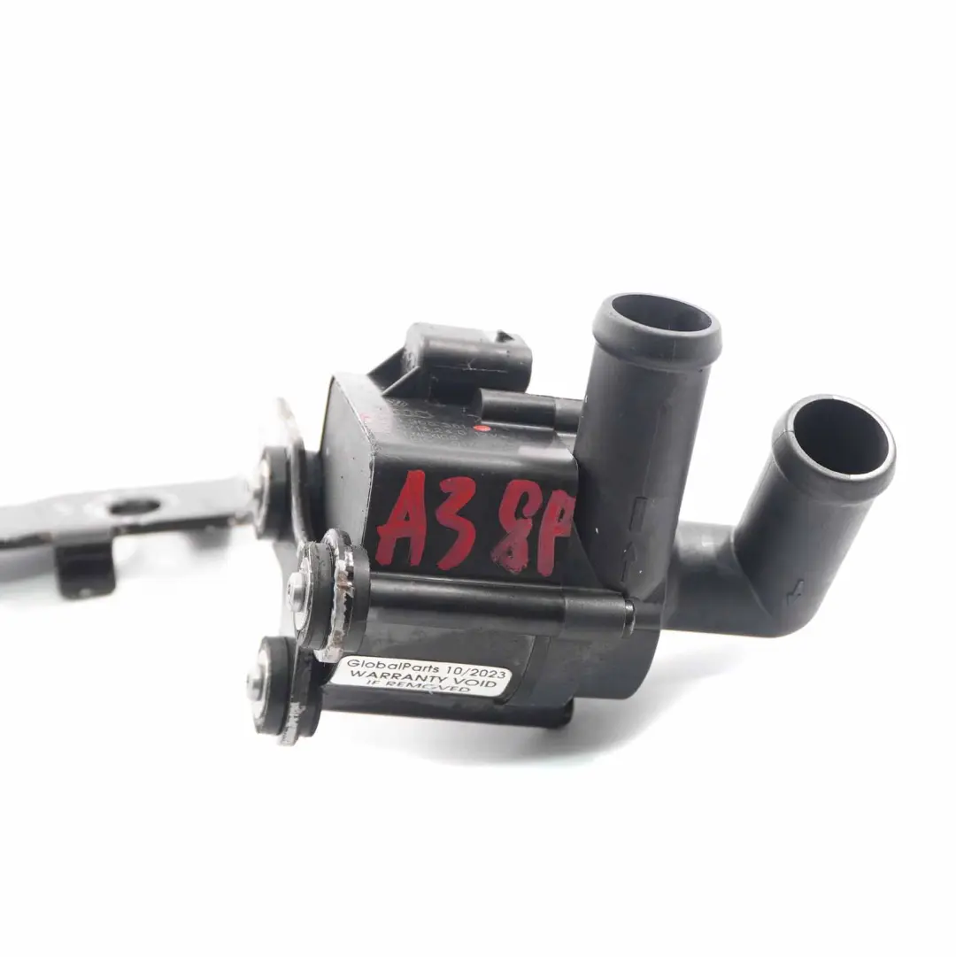 Zusatzwasserpumpe Kühlmittelkreislaufhalterung für Audi A3 8P mit Teilenummer 5N0965561A Audi A3 8P Zusatzwasserpumpe Kühlmittelkreislaufhalterung - SKU 5N0965561A - Teilenummer 5N0965561A