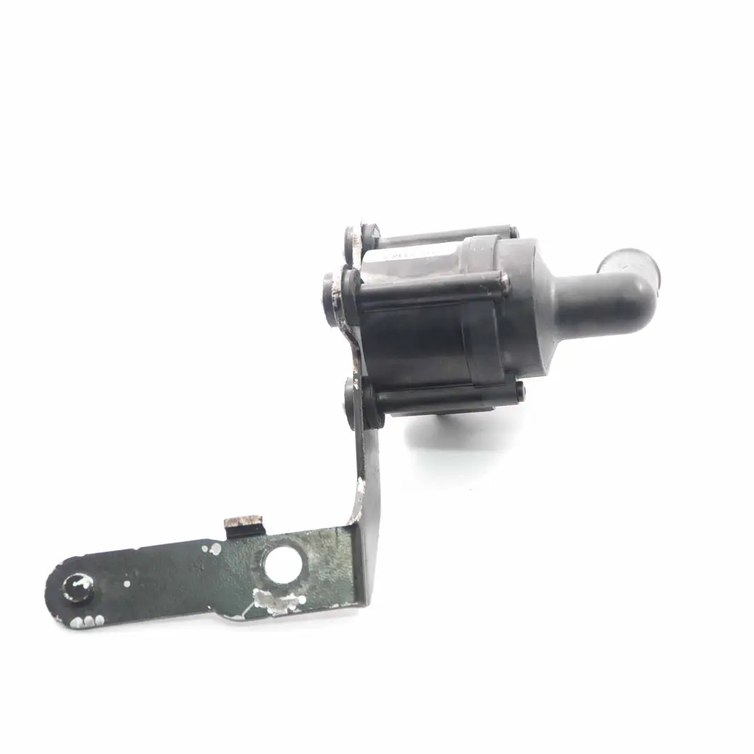 Auxiliary Water Pump Coolant Circulation Bracket to Audi A3 8P with Part number 5N0965561A Audi A3 8P Auxiliary Water Pump Coolant Circulation Bracket - SKU 5N0965561A - Part number 5N0965561A