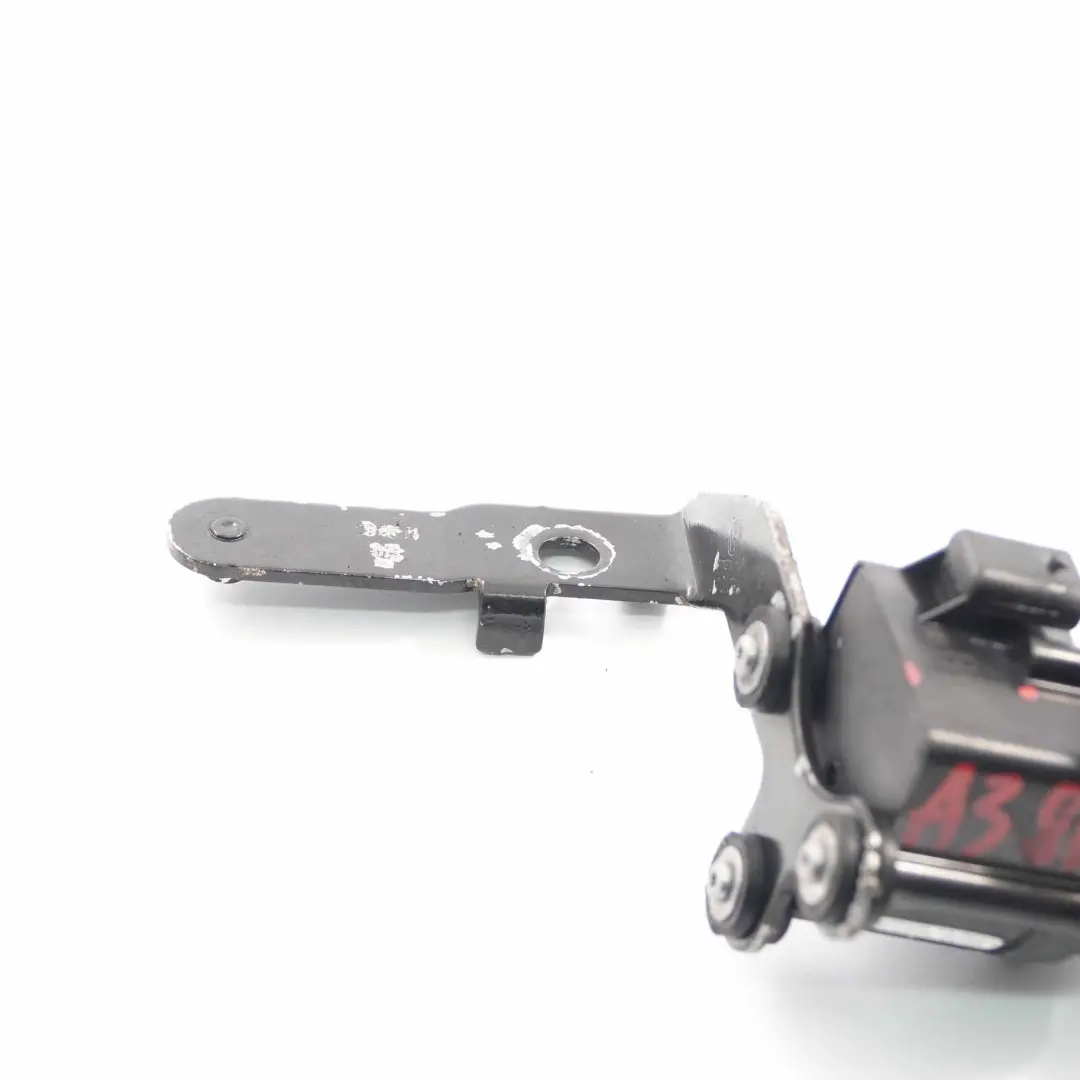 Bomba de Agua Auxiliar Soporte de Circulación para Audi A3 8P con número de pieza 5N0965561A Audi A3 8P Bomba de Agua Auxiliar Soporte de Circulación - SKU 5N0965561A - Número de pieza 5N0965561A