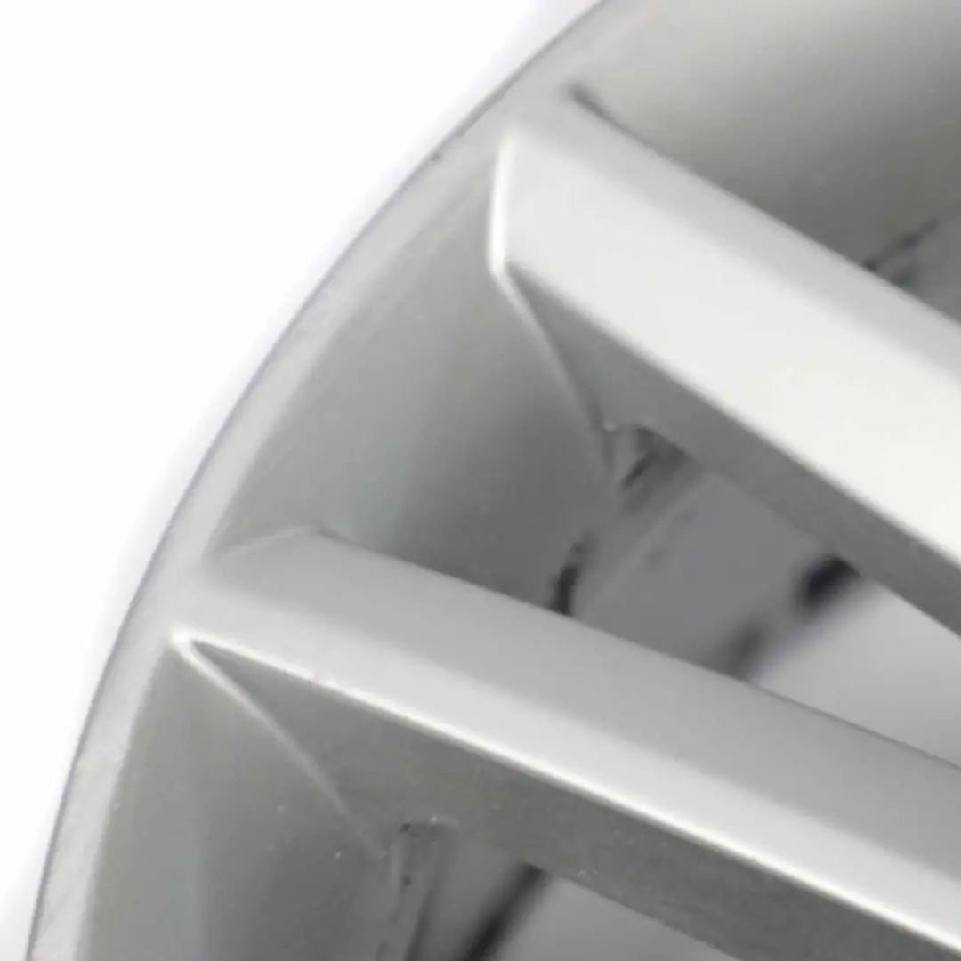 Silberne Leichtmetallfelge 5 Doppelspeiche 17" 7J ET:54 für Seat Leon 2 3 mit Teilenummer 5P0601025M Seat Leon 2 3 Silberne Leichtmetallfelge 5 Doppelspeiche 17" 7J ET:54 - SKU 5P0601025M-1 - Teilenummer 5P0601025M