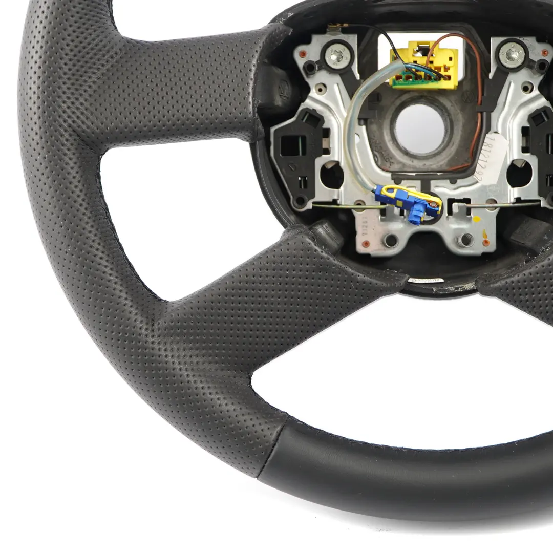 NOUVEAU Volant en Cuir Noir pour VW Volkswagen Polo IV 9N à propos du numéro de pièce 600419091C VW Volkswagen Polo IV 9N NOUVEAU Volant en Cuir Noir - SKU 600419091C-1 - Numéro de pièce 600419091C