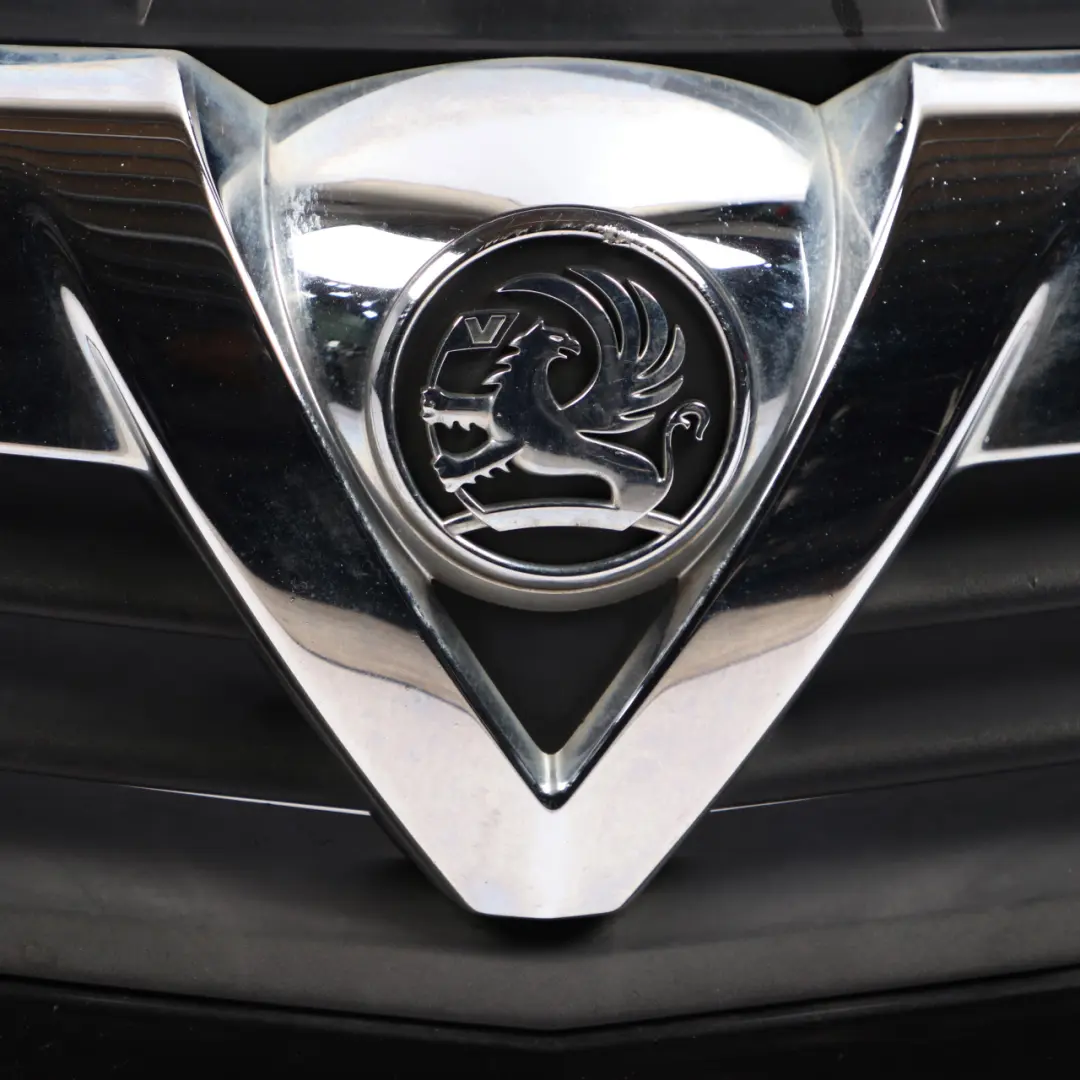 Front Grille Upper Air Trim Panel Cover Midnight Black - 298 to Vauxhall Vivaro A with Part number 623100248R Vauxhall Vivaro A Front Grille Upper Air Trim Panel Cover Midnight Black - 298 - SKU 623100248R-MID - Part number 623100248R