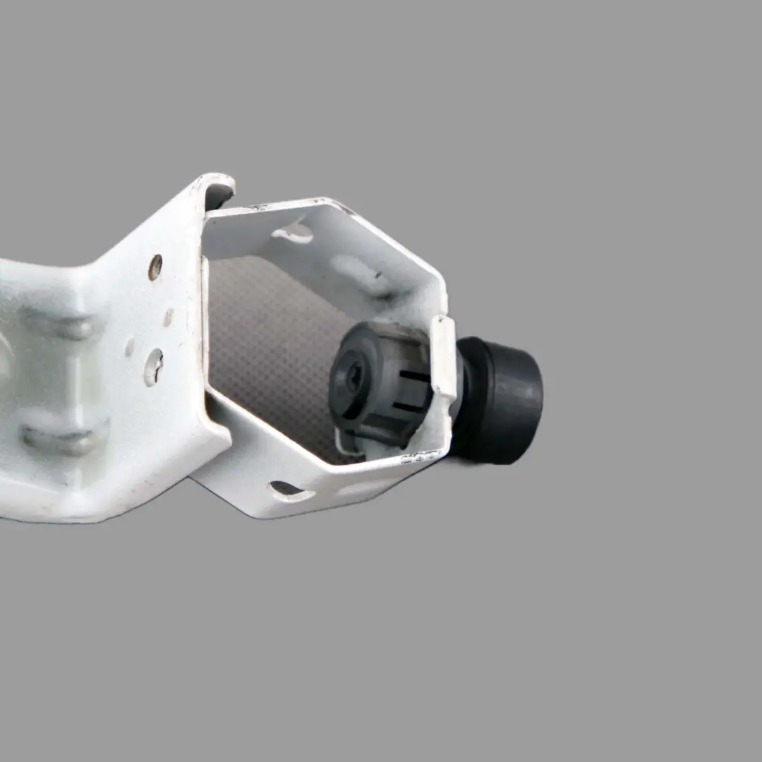 Kotflügel Halterung für Mercedes Citan W415 mit Teilenummer 625588309R Mercedes Citan W415 Kotflügel Halterung - SKU 625588309R - Teilenummer 625588309R