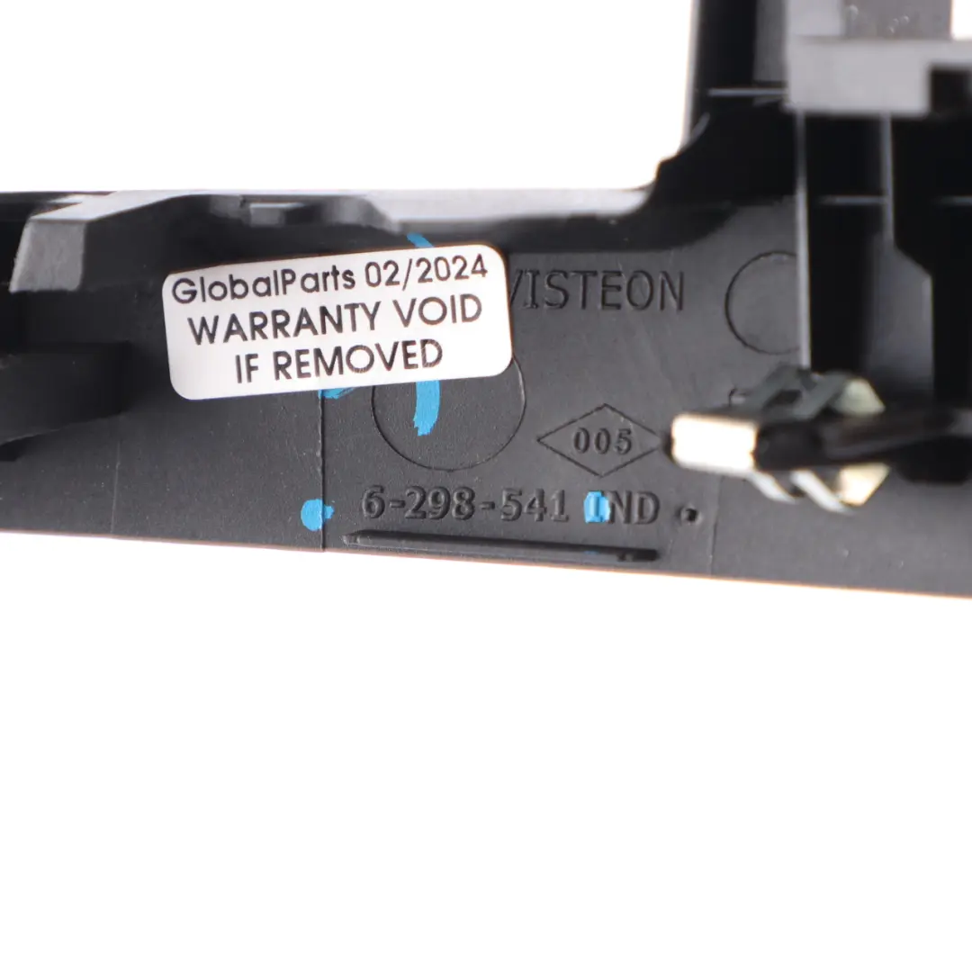 Citroen Dispatch Dashboard Trim Air Vent Cover Frame to Peugeot Expert with Part number 6298541 Peugeot Expert Citroen Dispatch Dashboard Trim Air Vent Cover Frame - SKU 6298541 - Part number 6298541