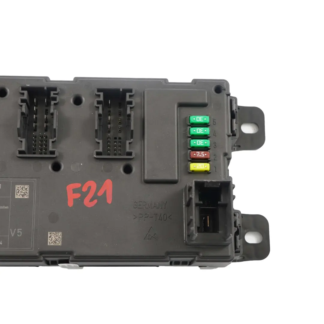 REM Module electronique arriere Boite fusibles controle V5 pour BMW F20 F30 à propos du numéro de pièce 6317177 BMW F20 F30 REM Module electronique arriere Boite fusibles controle V5 - SKU 6317177 - Numéro de pièce 6317177