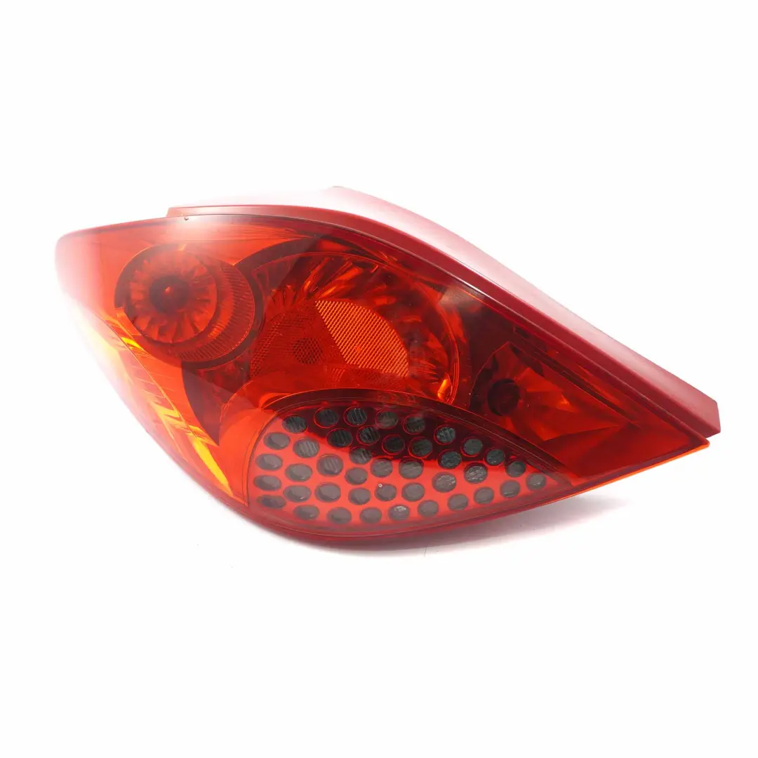 Lamp Left N/S Tail Light Side Panel Taillight to Peugeot 207 Rear with Part number 6350Y7 Peugeot 207 Rear Lamp Left N/S Tail Light Side Panel Taillight - SKU 6350Y7 - Part number 6350Y7