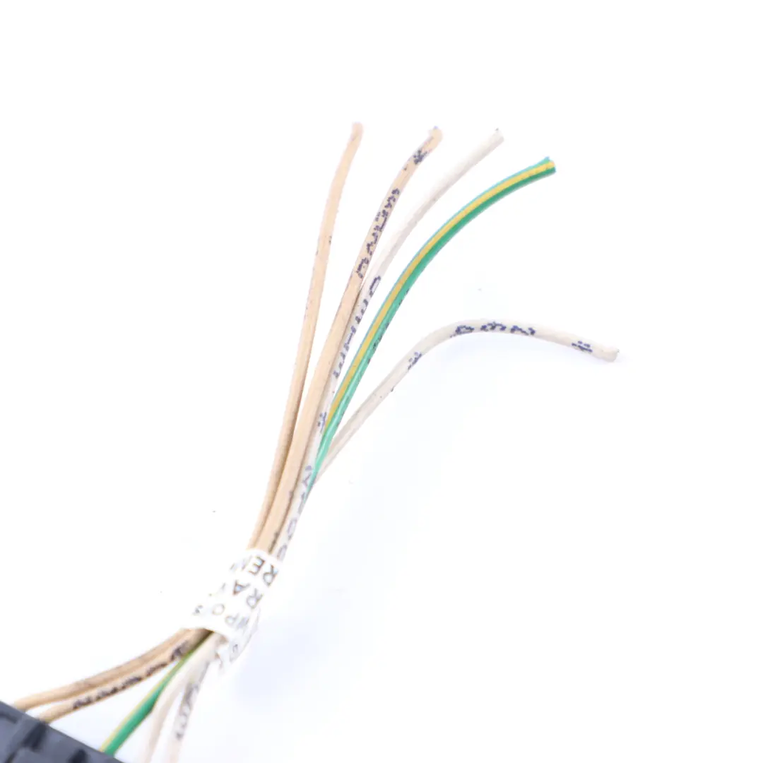 Lamp Right O/S Tail Light Side Panel Plug Socket Wiring to Peugeot 206 Rear with Part number 635150 Peugeot 206 Rear Lamp Right O/S Tail Light Side Panel Plug Socket Wiring - SKU 635150-1 - Part number 635150