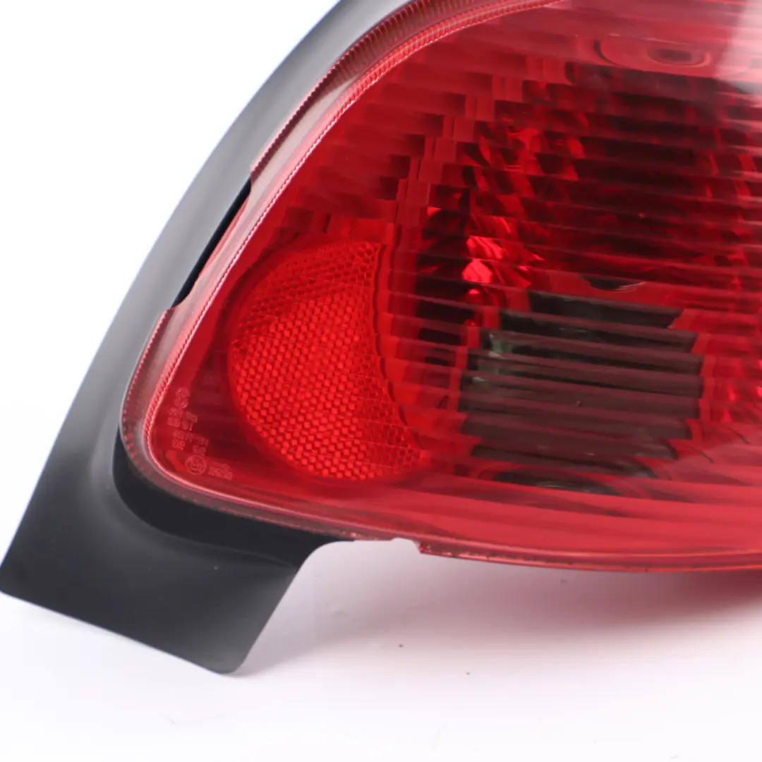 Lamp Right O/S Tail Light Side Panel Taillight to Peugeot 206 Rear with Part number 635150 Peugeot 206 Rear Lamp Right O/S Tail Light Side Panel Taillight - SKU 635150 - Part number 635150