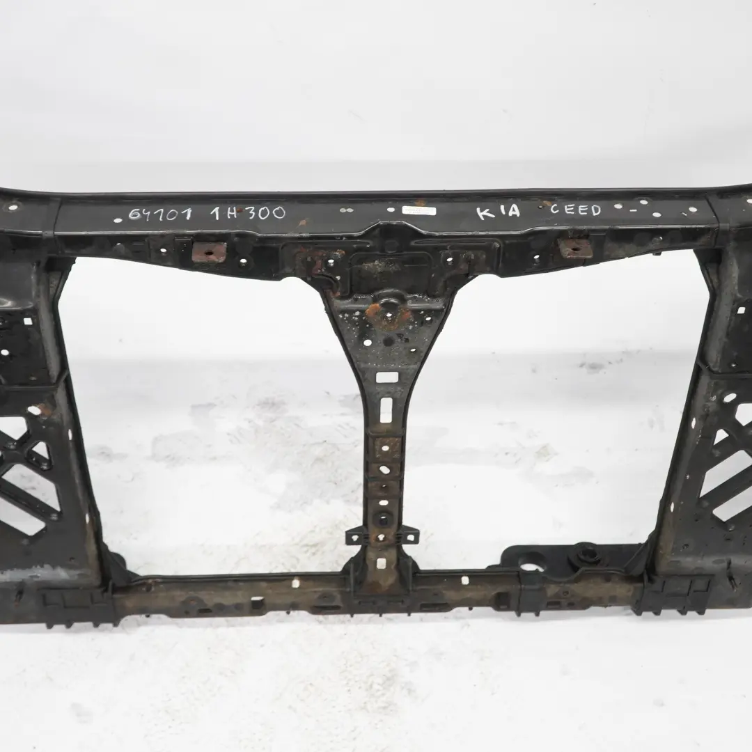 Slam Beam Panel Radiador Delantero Carenado Montaje 64101 1H300 para Kia Ceed con número de pieza 641011H300 Kia Ceed Slam Beam Panel Radiador Delantero Carenado Montaje 64101 1H300 - SKU 641011H300 - Número de pieza 641011H300