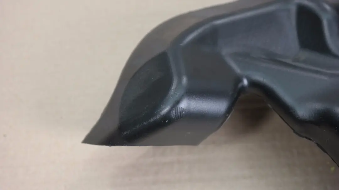 Heizkanal Fussraum Rechts 354972 für BMW X3 er E83 mit Teilenummer 6422354972 BMW X3 er E83 Heizkanal Fussraum Rechts 354972 - SKU 6422354972 - Teilenummer 6422354972