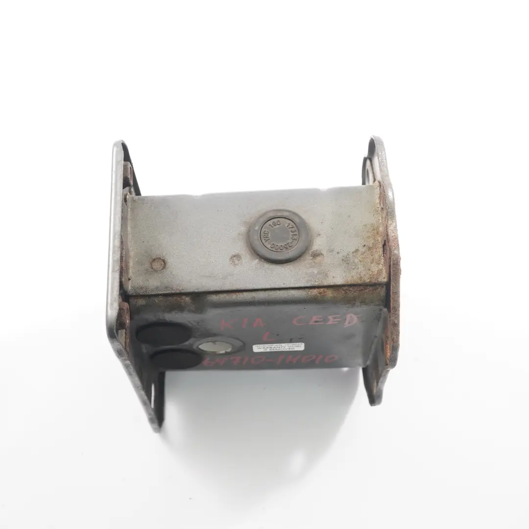 Renfort pare-chocs avant gauche Support barre collision pour Kia Ceed 1 à propos du numéro de pièce 64710-1H010 Kia Ceed 1 Renfort pare-chocs avant gauche Support barre collision - SKU 64710-1H010 - Numéro de pièce 64710-1H010