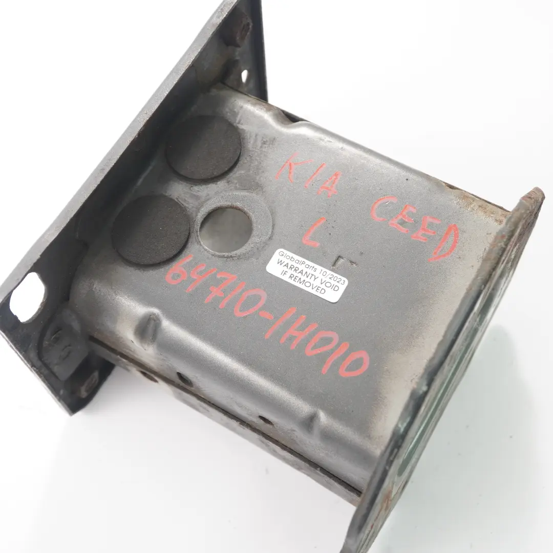 Rinforzo paraurti anteriore sinistro Barra Portante per Kia Ceed 1 con numero di parte 64710-1H010 Kia Ceed 1 Rinforzo paraurti anteriore sinistro Barra Portante - SKU 64710-1H010 - Numero di parte 64710-1H010