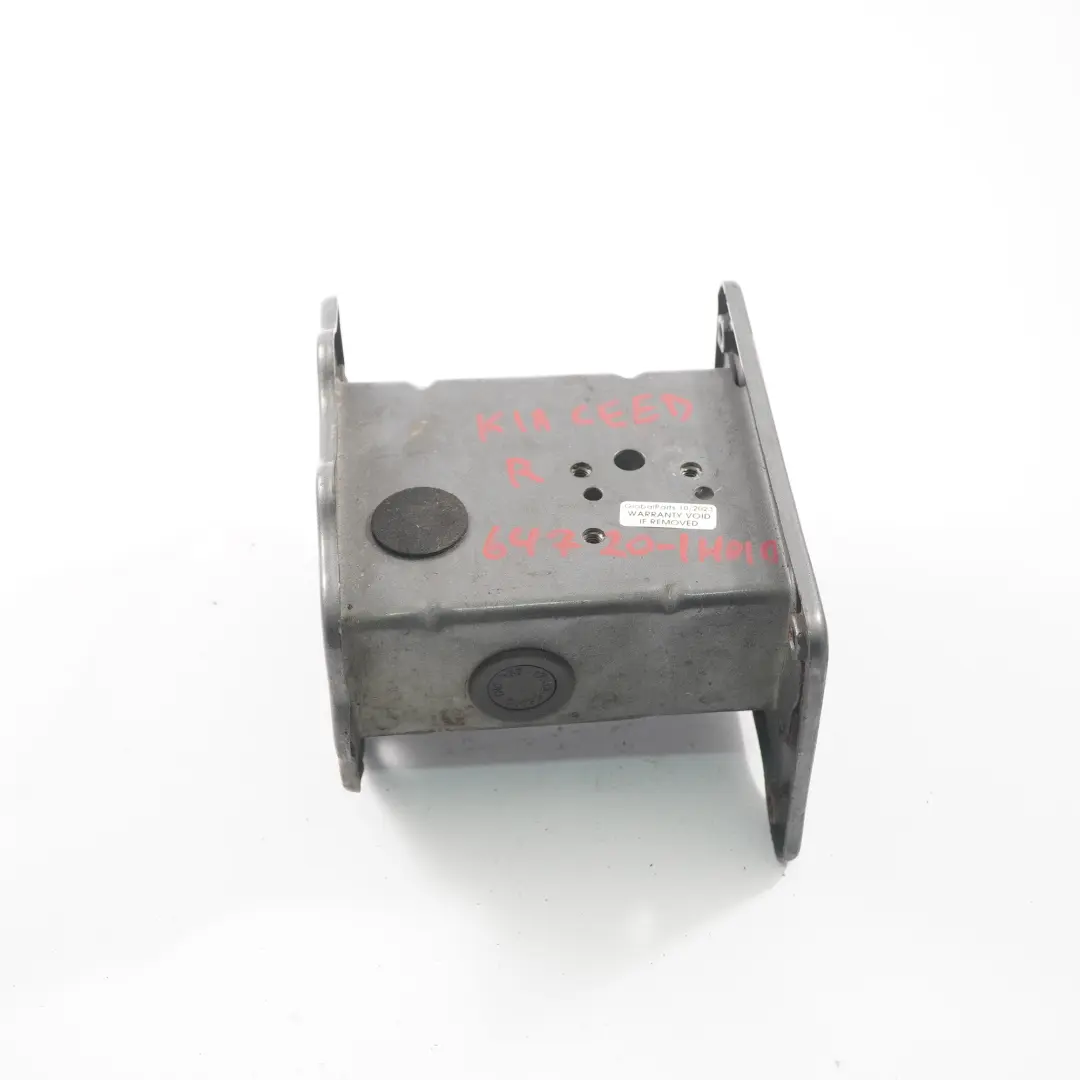 Kia Ceed 1 Rinforzo paraurti anteriore destro Portacristalli - SKU 64720-1H010 - Numero di parte 64720-1H010