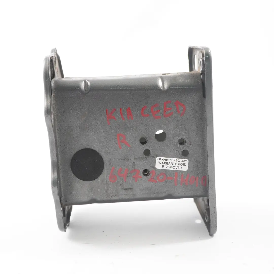 Renfort pare-chocs avant droit Barre d'arrêt pour Kia Ceed 1 à propos du numéro de pièce 64720-1H010 Kia Ceed 1 Renfort pare-chocs avant droit Barre d'arrêt - SKU 64720-1H010 - Numéro de pièce 64720-1H010