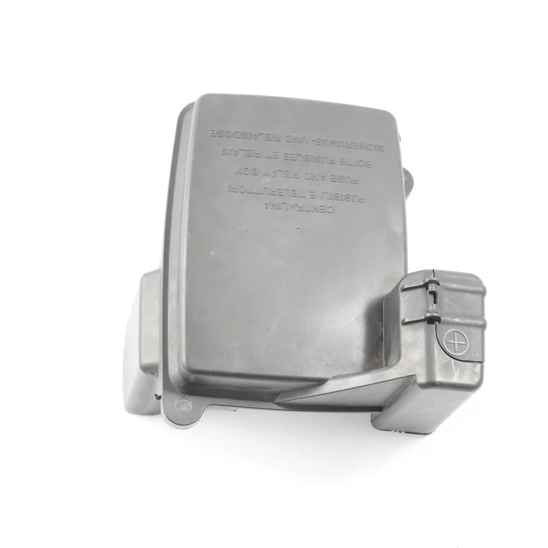 Couvercle boîtier électrique relais fusibles pour Fiat Ducato Peugeot Boxer à propos du numéro de pièce 6500CY Fiat Ducato Peugeot Boxer Couvercle boîtier électrique relais fusibles - SKU 6500CY - Numéro de pièce 6500CY