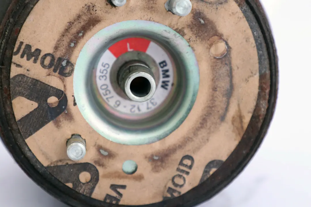 Poduszka zawieszenia nivo lewa tył do BMW E53 X5 o numerze 6750355 BMW E53 X5 Poduszka zawieszenia nivo lewa tył - SKU 6750355 - Numer Części 6750355