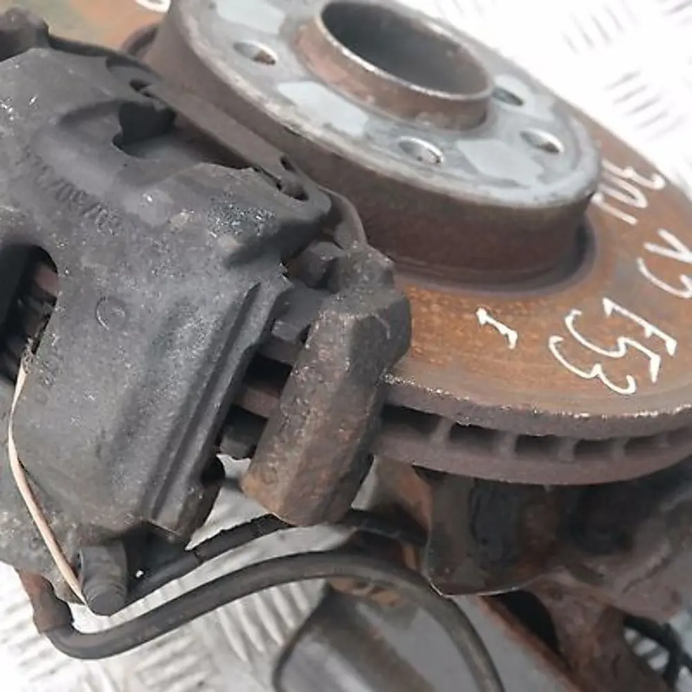 BMW X5 Series E53 3.0d FRONT LEFT LEG SUSPENSION AXLE BRAKE DISC HUB COMPLETE - SKU 6750359 - Part number 6750359