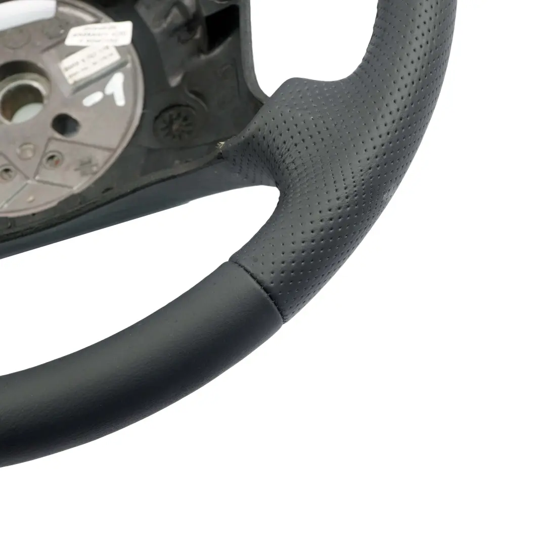 NUEVO volante De cuero negro 4 radios Negro Hilos para BMW X5 E53 con número de pieza 6751178 BMW X5 E53 NUEVO volante De cuero negro 4 radios Negro Hilos - SKU 6751178-1 - Número de pieza 6751178