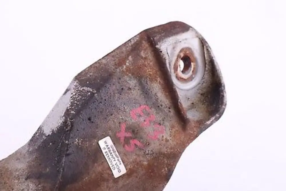 Łapa Wspornik Podpora Silnika Lewa do BMW E53 X5 o numerze 6751345 BMW E53 X5 Łapa Wspornik Podpora Silnika Lewa - SKU 6751345 - Numer Części 6751345