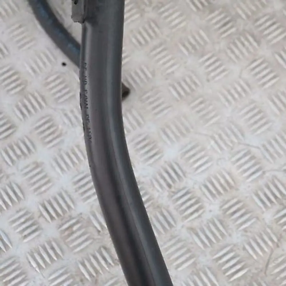 Plastic Filler Pipe Fuel Hose to BMW 7 Series E65 E66 E67 with Part number 16116752847 BMW 7 Series E65 E66 E67 Plastic Filler Pipe Fuel Hose - SKU 6752847 - Part number 16116752847